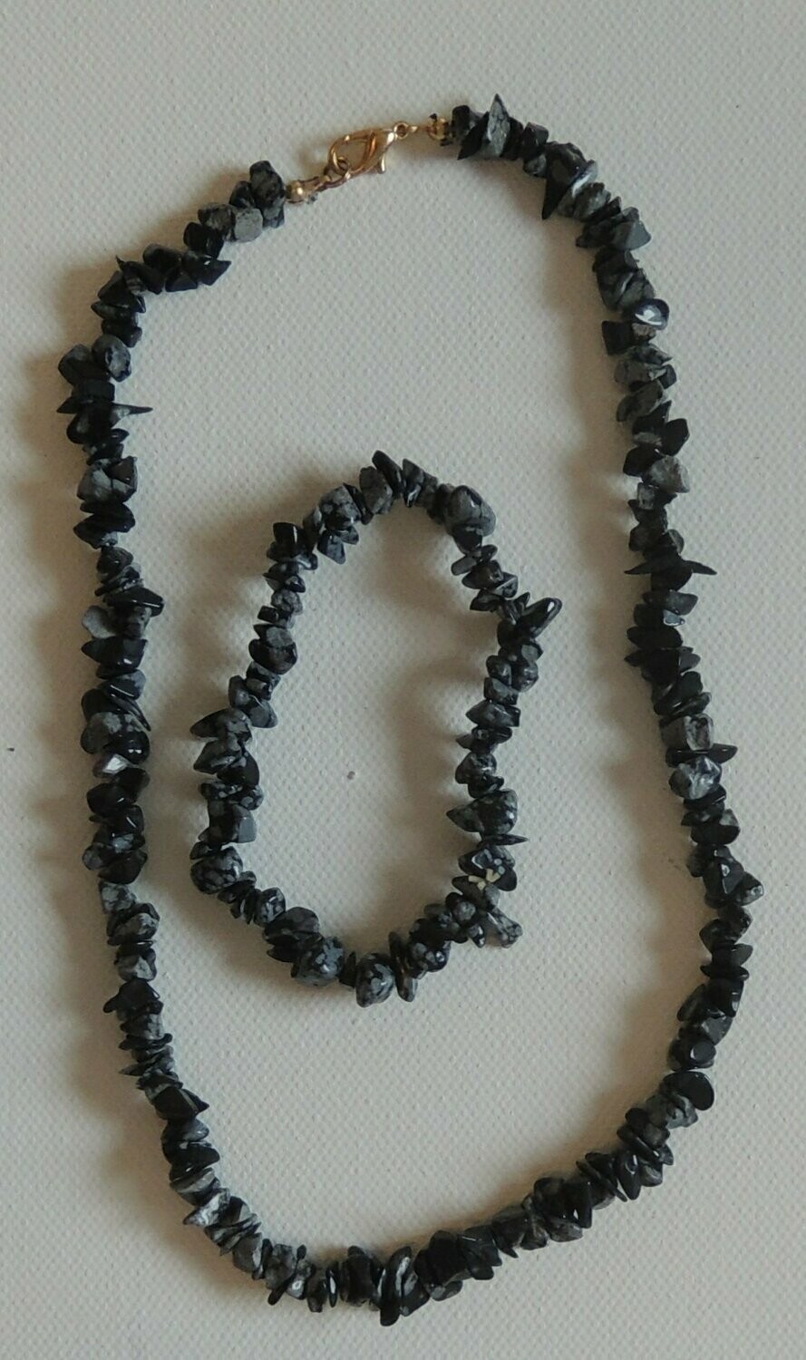 Schneeflockenobsidian-Kette und Armband