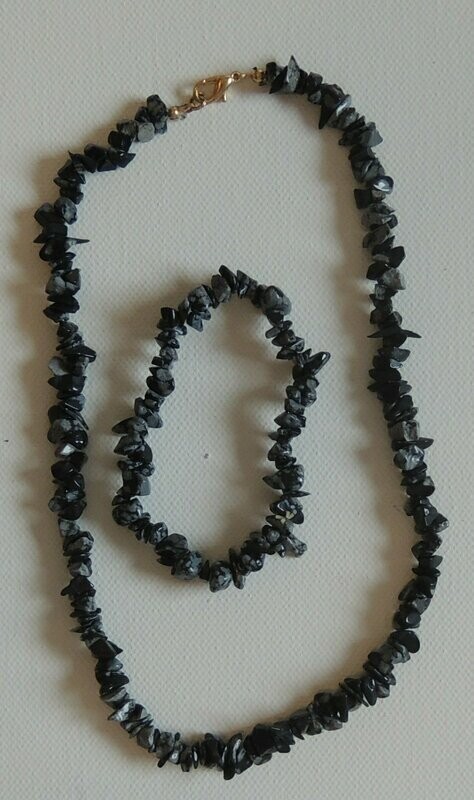 Schneeflockenobsidian-Kette und Armband