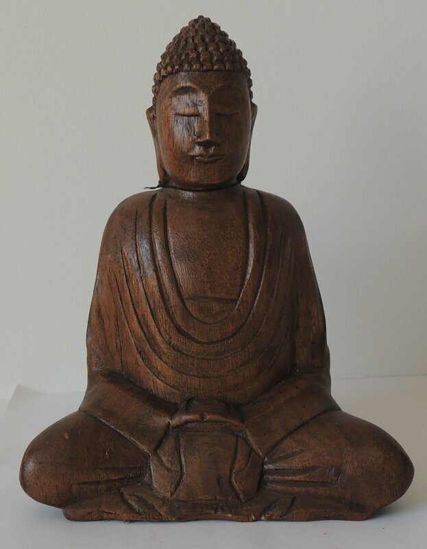 Buddha aus Holz