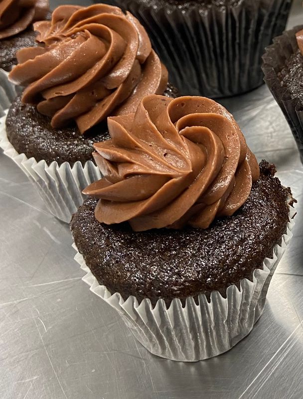 2 Dozen Mini Cupcakes