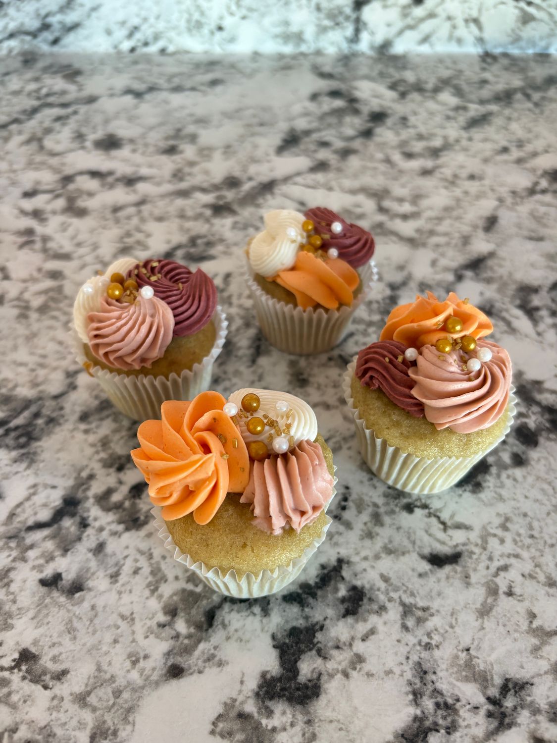 1 Dozen Mini Thanksgiving Cupcakes