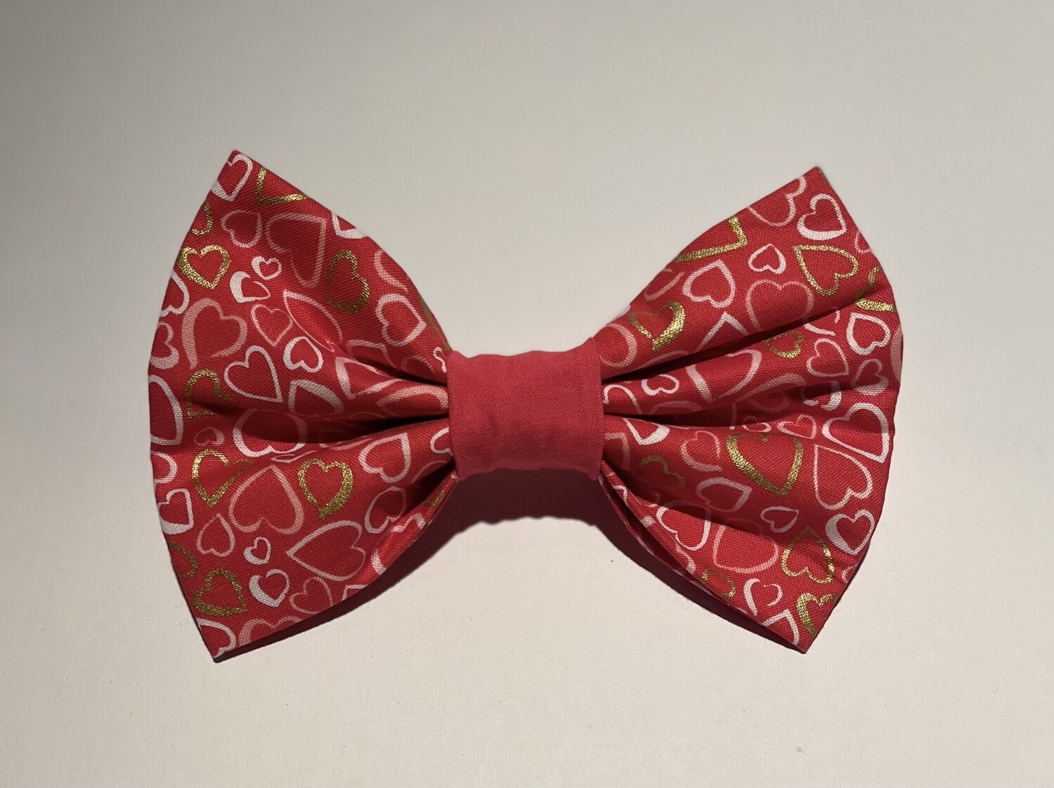 Sweetheart bow tie