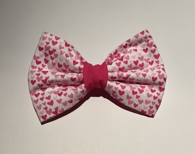 Pink hearts bow tie