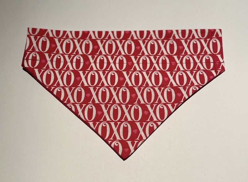 XOXO bandana