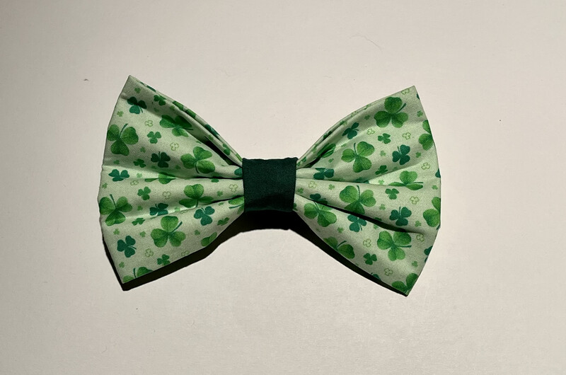 Shamrock bow tie