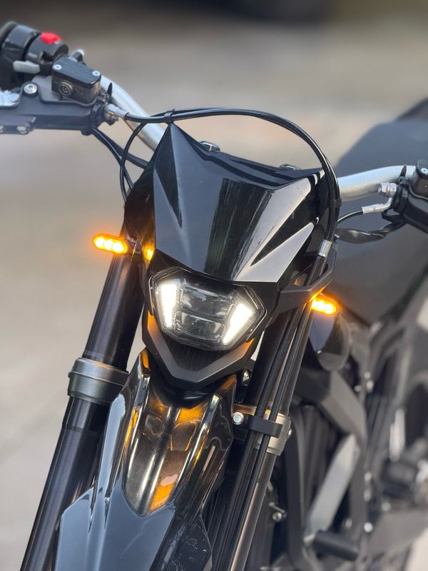 Surron Ultra Bee Stealth Street Legal Lighting Kit