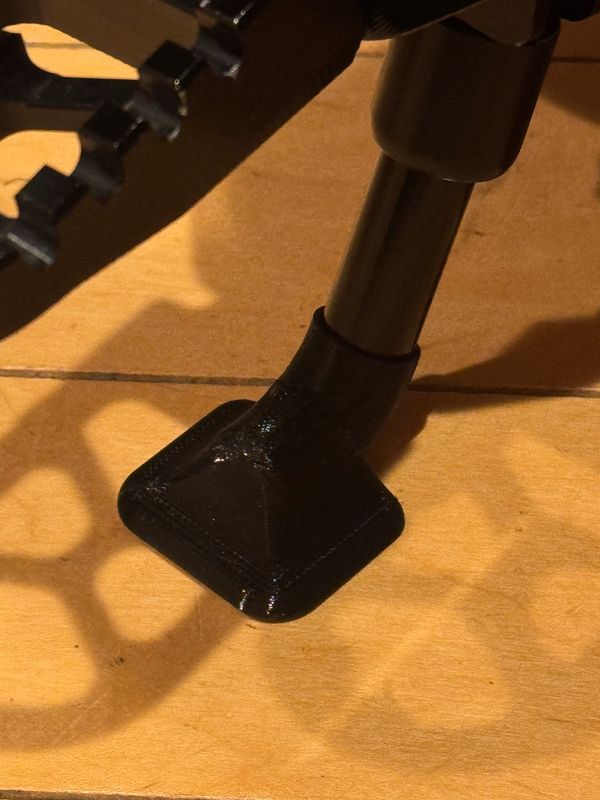 Antic Kickstand Boot