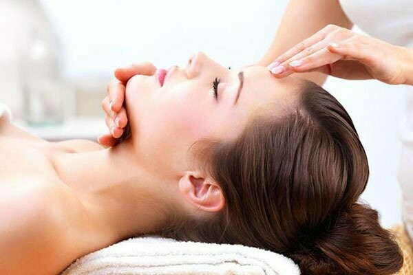 2 SESSIONS de la Higiene facial natural Bio Clean; purificació i hidratació profunda amb doble mascareta