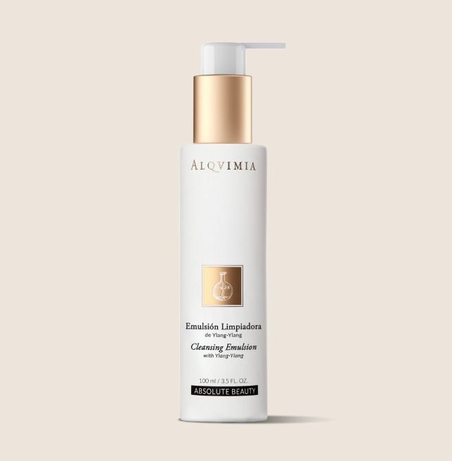 Emulsió netejadora facial, desmaquillant  i hidratant de flor d'ylang ylang  100 ml