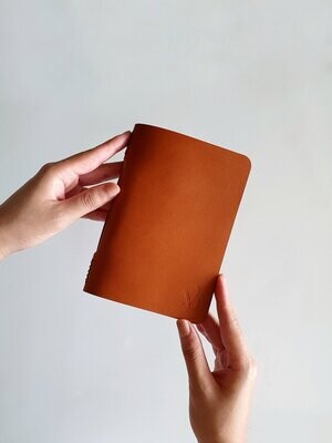 Mini Single Binder Leather Cover (A6 Refillable Unbound Sketchbook / Journal / Notebook) - standard A5 paper inserts