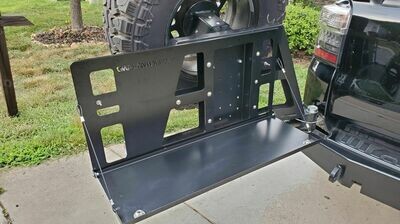 Drop-down Overland table