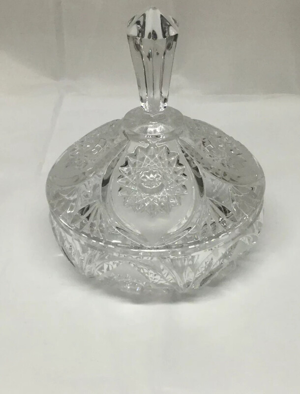 Vintage Crystal Glass Candy Dish with Lid And Detailed Beauty