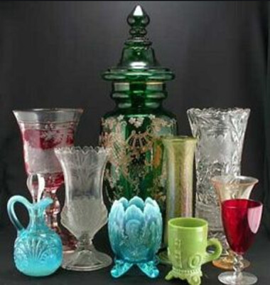 Pre-Owned Vintage Collectible Glassware and Decorative Collectibles