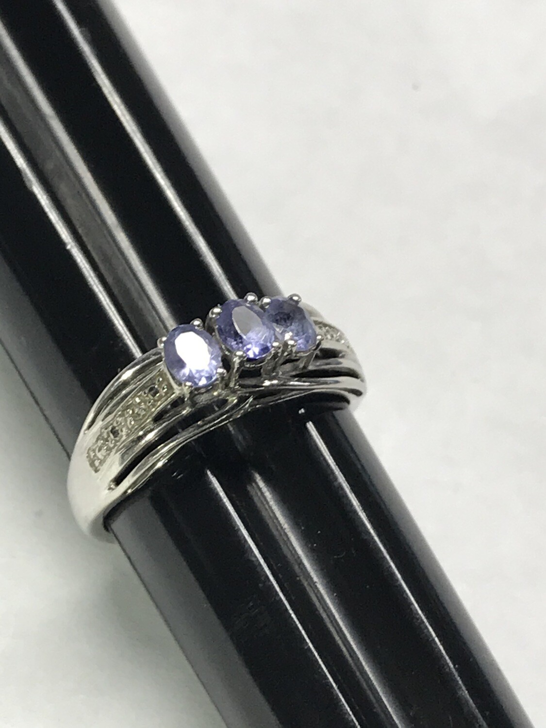 10K White Gold Ring With Purple CZ Stones Ring Size 6.50