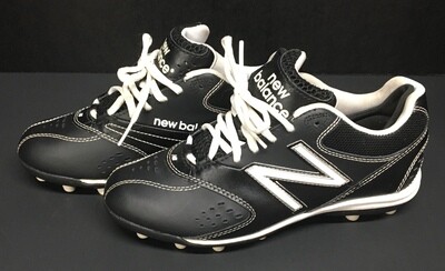 New Balance Cleats YF600 Multisport Shoe White &amp; Black Boys Size 4.5