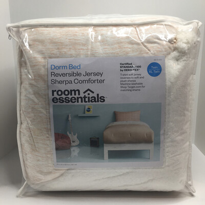 Room Essentials Dorm Bed Reversible Jersey Sherpa Comforter - Blush Peach - Size: Twin/Twin XL