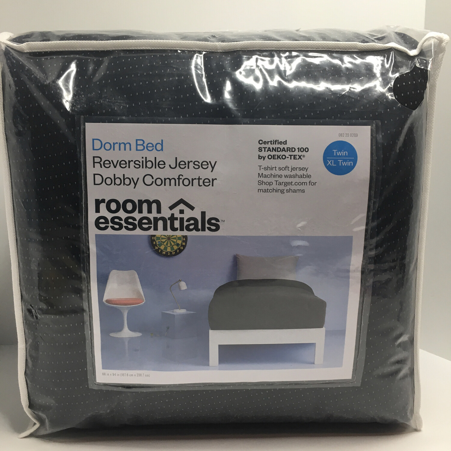 Room Essentials Dorm Bed Reversible Jersey Dobby Comforter - Black - Size: Twin/Twin XL