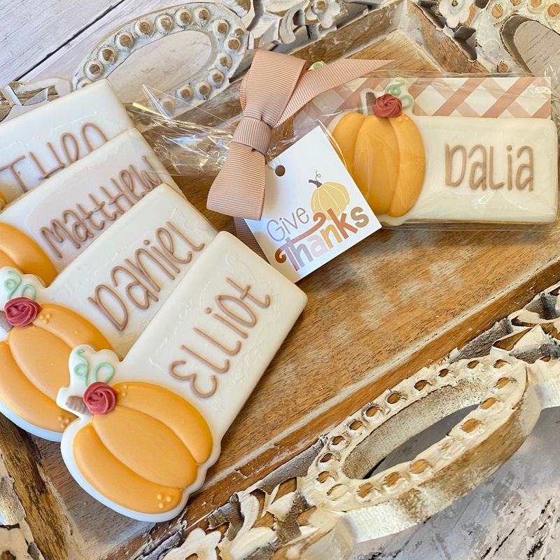 Personalized Pumpkin Place-Setting Cookie