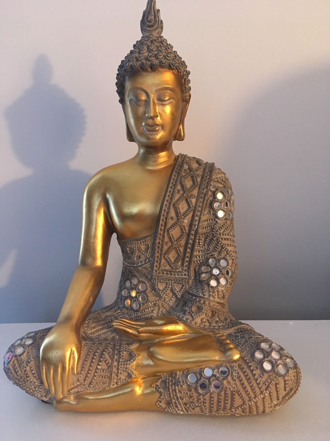 Buddha Sitting Gold