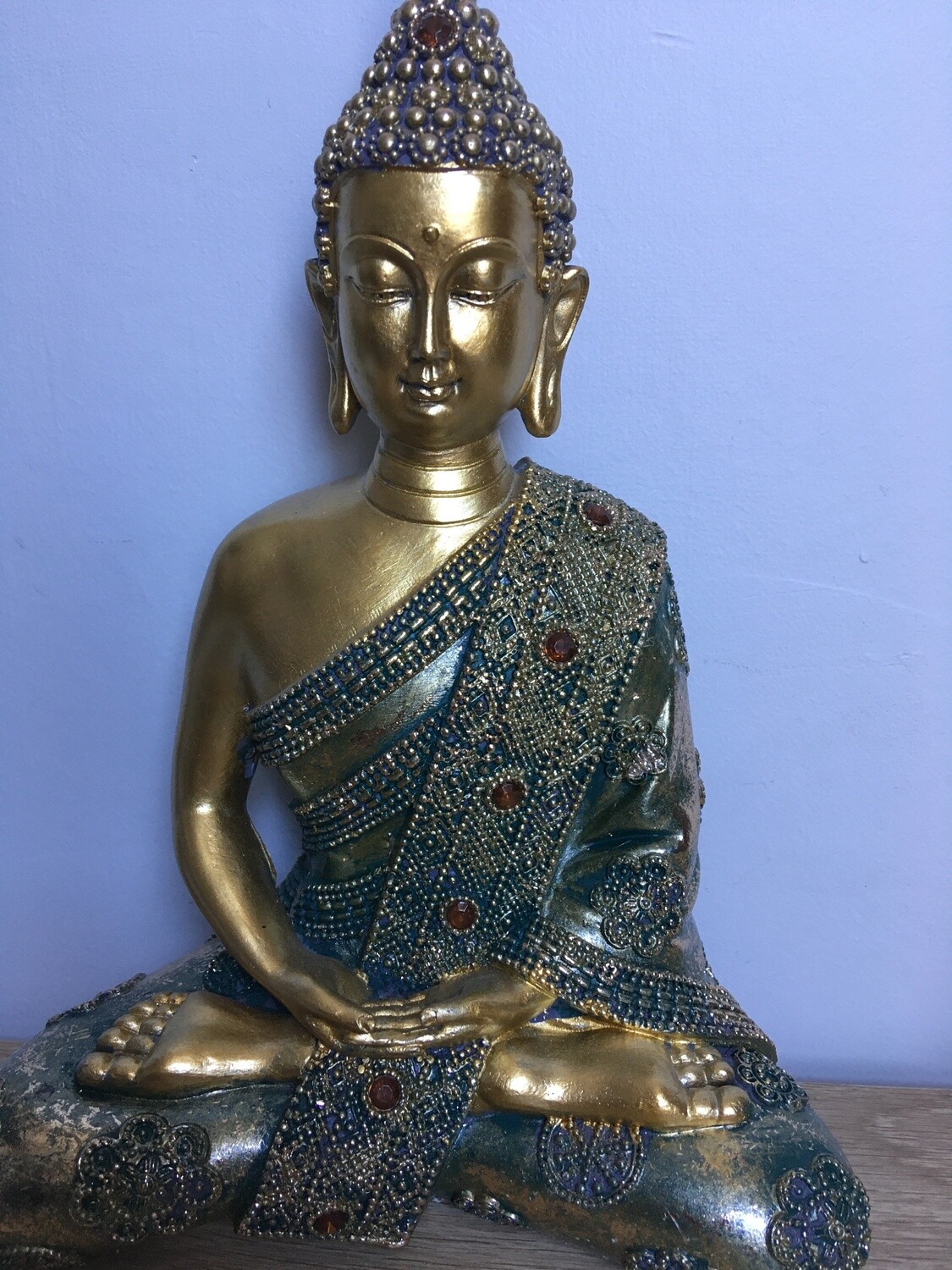 Buddha w Flower Design