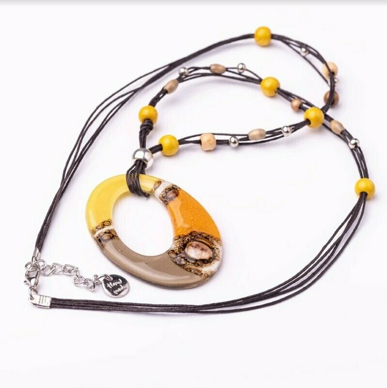 שרשרת קוזומל צהוב כתום חום שרשרת קוזומל צהוב כתום חום