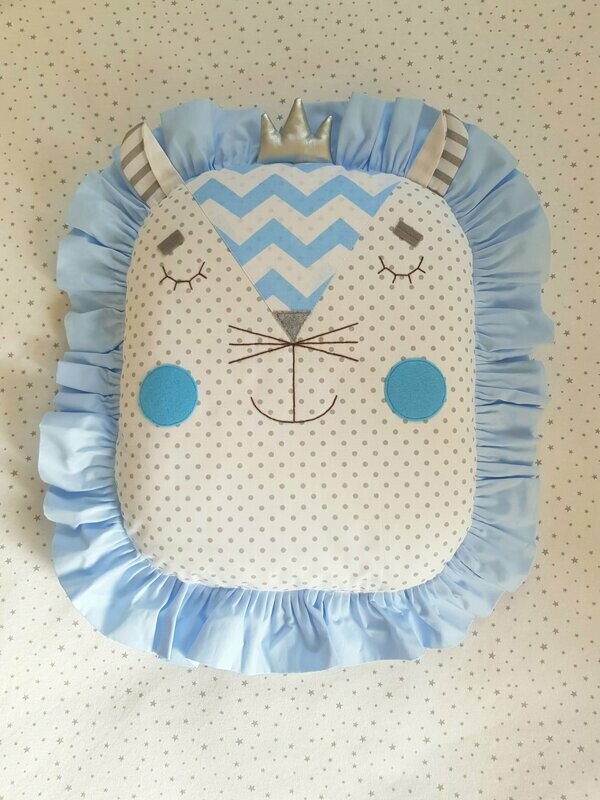 אריה תכלת אריה תכלת