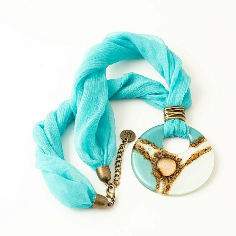 שרשרת קרטה תכלת שרשרת קרטה תכלת