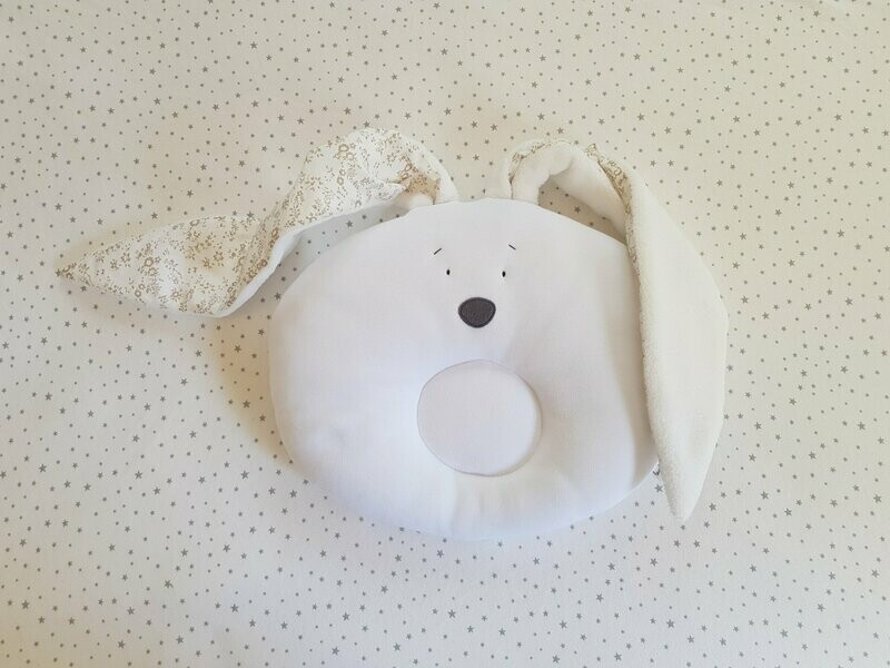 כרית ניו בורן ארנב לבן