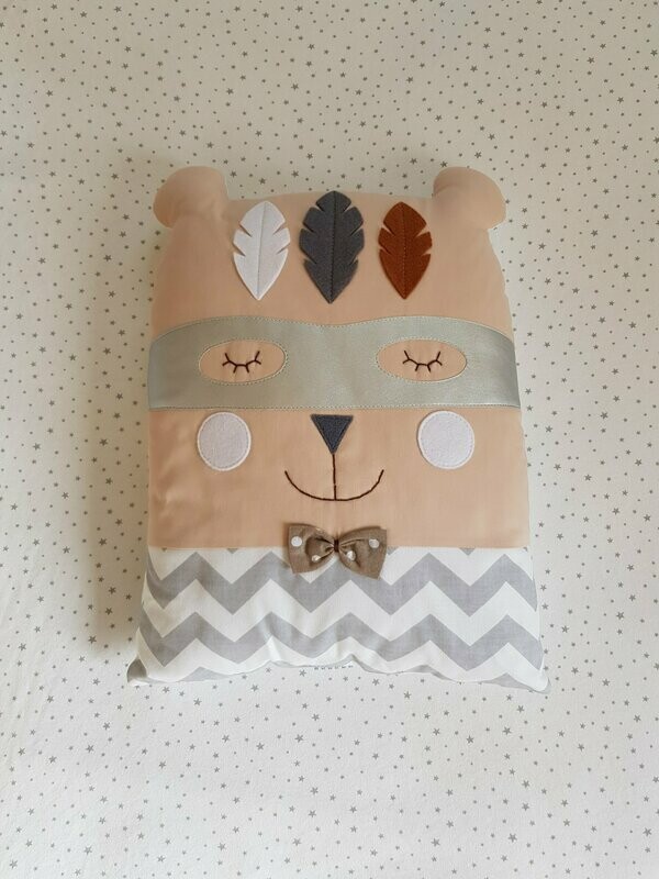 דוב אינדיאני כסוף דוב אינדיאני כסוף