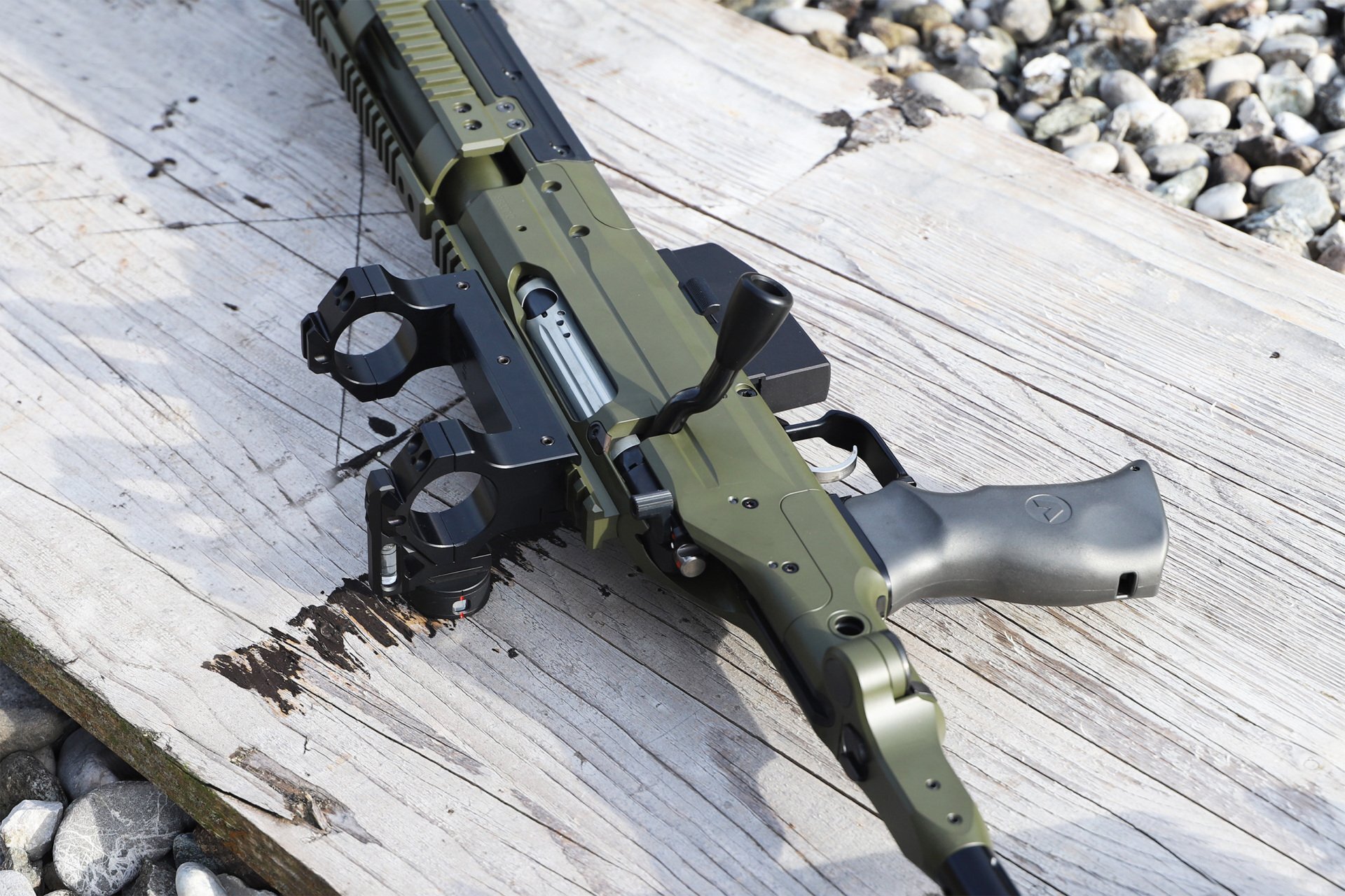 VOERE M2 SPECIAL EDITION - MIL SPEC O.D. green - Vollausstattung