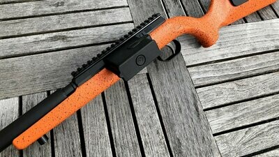 VOERE S16 SPECIAL EDITION "HUNTER ORANGE" - Schonzeit Repetierbüchse mit Integral Schalldämpfer