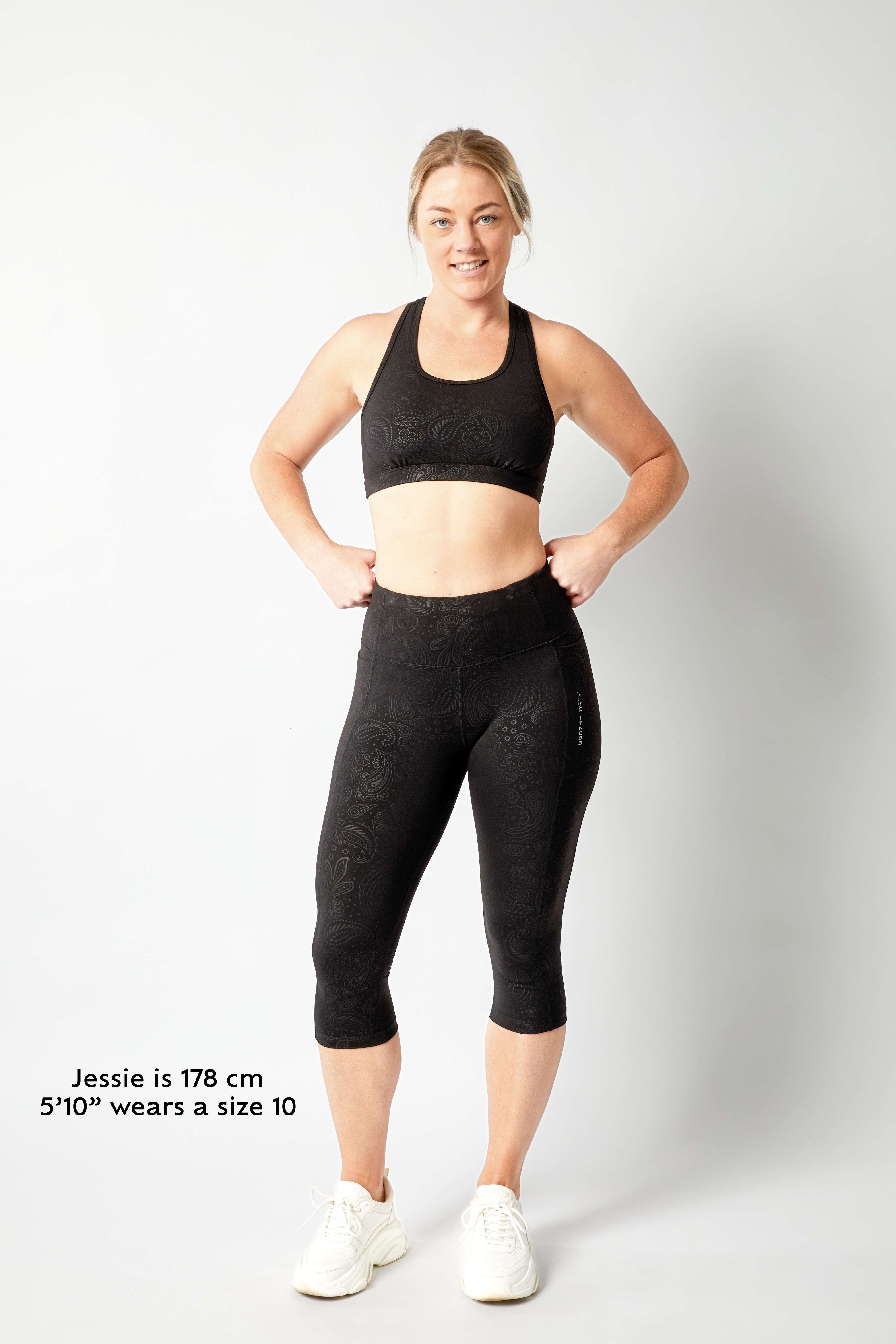 Supportive High waisted Women’s Gym Cropped Leggings