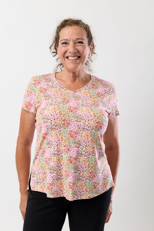 Women’s V-Neck Bum-Covering Top – Soft Stretch Natural Fibre