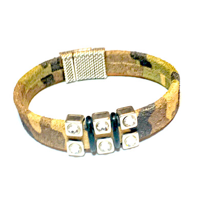 Bracelet | Women’s Camo Suede With Bling