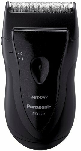 Panasonic Travel Foil Shaver (uses two AA batteries)