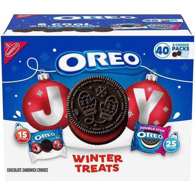 Nabisco Variety Pack - Oreo Winter Treats Variety Pack 40ct (25 Double-Stuf Oreo 2ct, 15 Red Colored Creme Oreos 2ct)