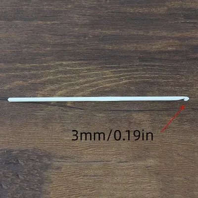 3mm Plastic Crochet Hook (D) 3mm Plastic Crochet Hook (D)