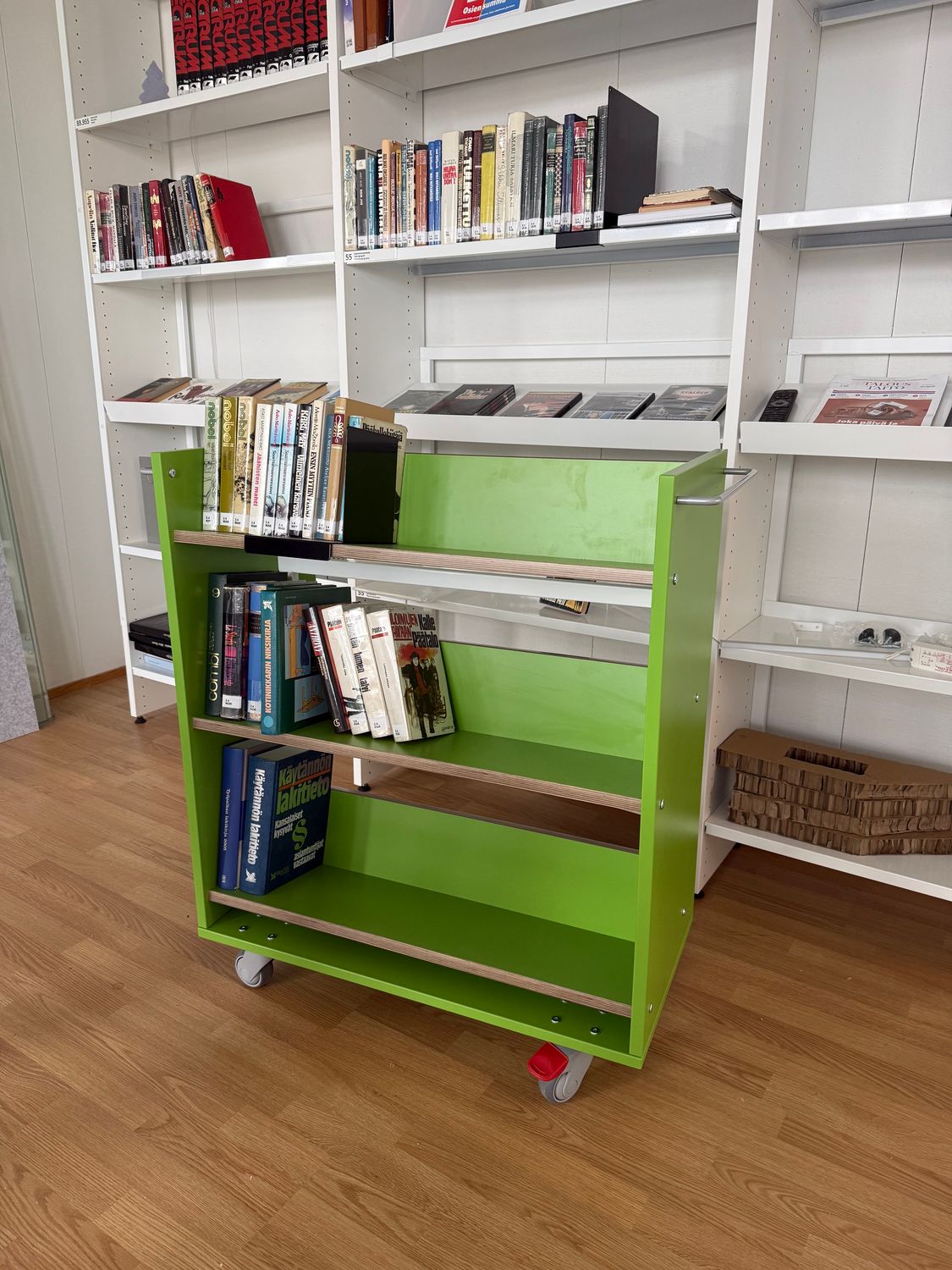 Aatos-kirjavaunu 1-puoleinen