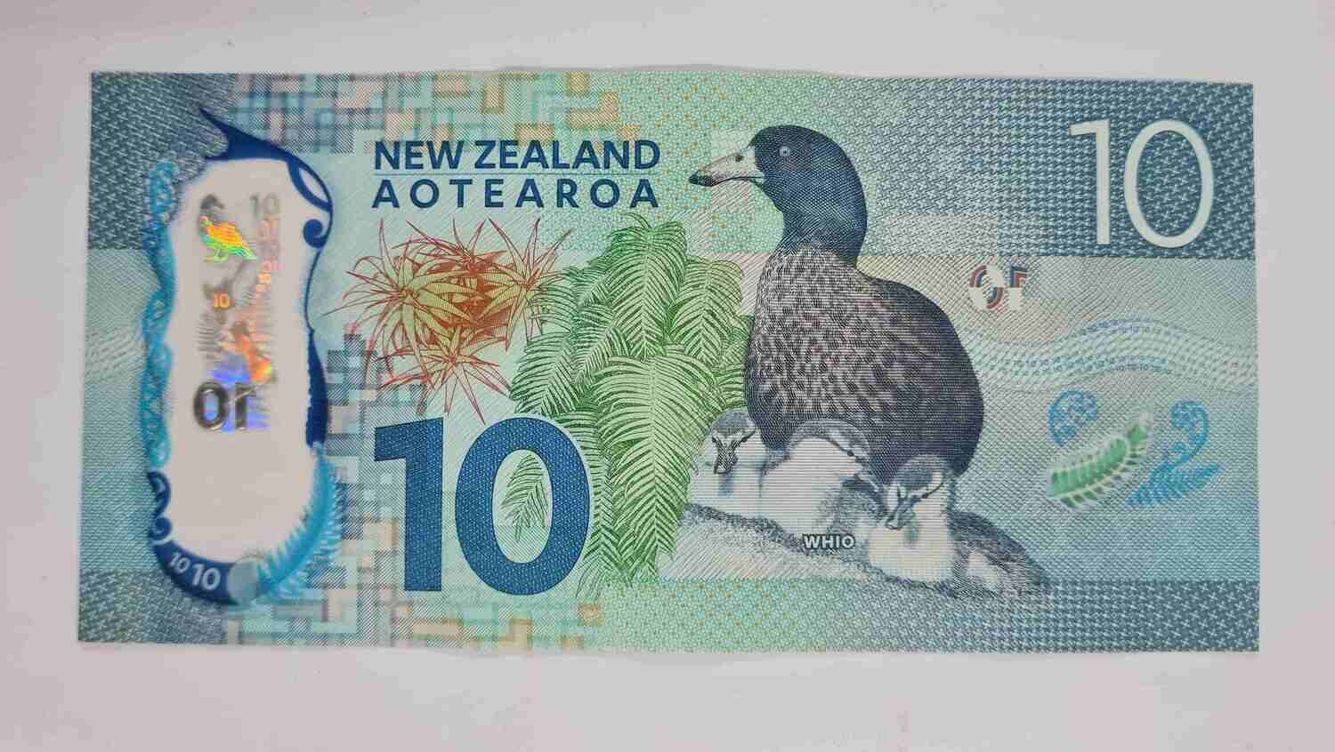 NEW ZEALAND-10 DOLLARS USED