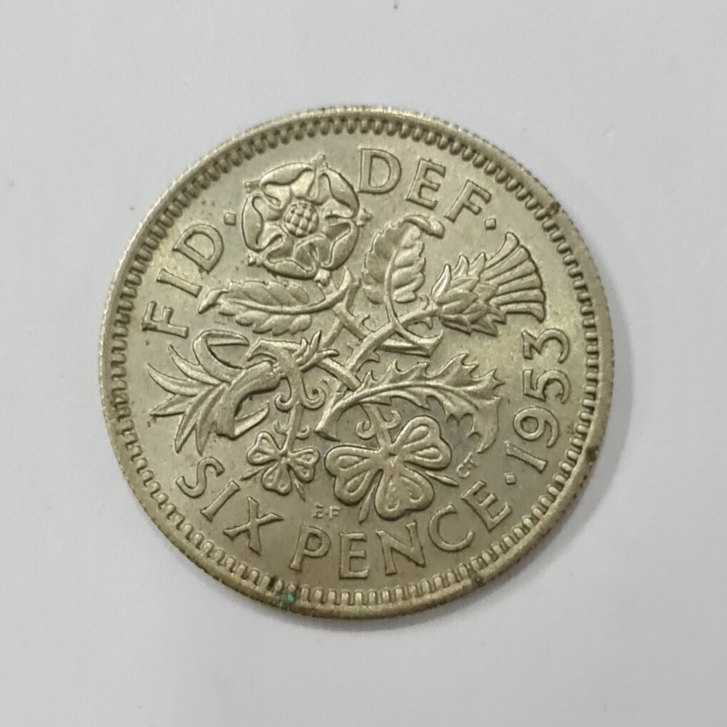 UNITED KINGDOM-6 PENCE ELIZABETH II