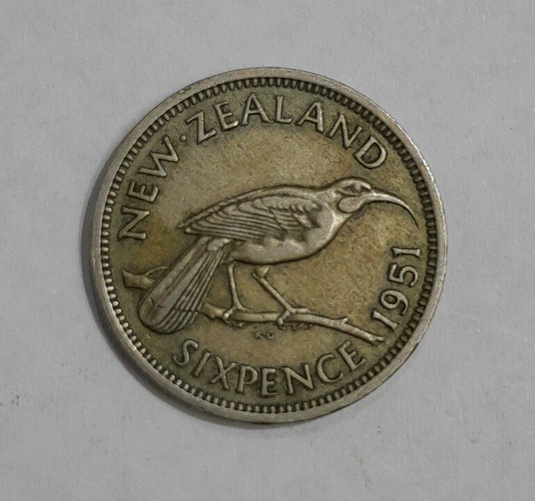 NEW ZEALAND 6 PENCE 1951