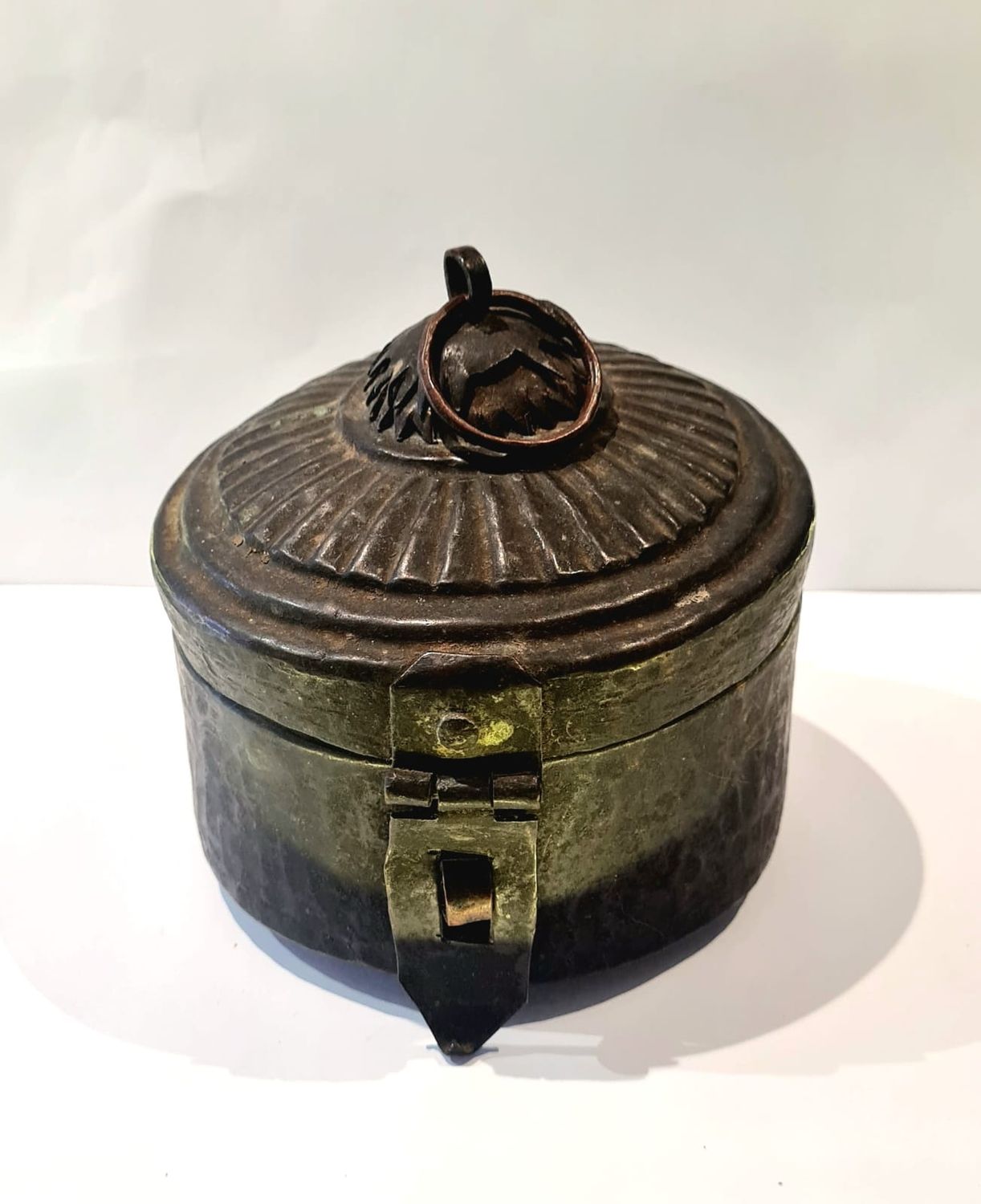 VINTAGE STORAGE BOX BRASS