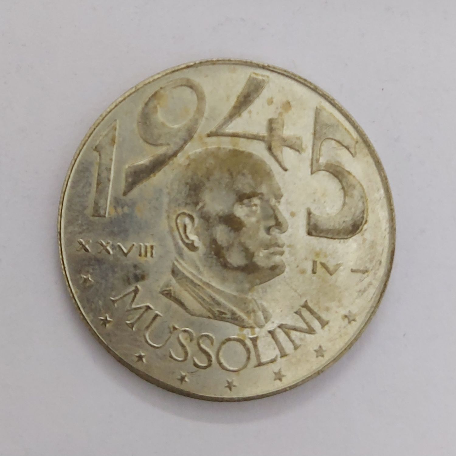 ITALY 20 LIRE -FANCY ISSUE-MUSSOLINI