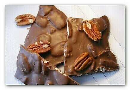 Pecan Bark - 1 lb.
