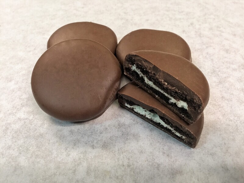 Mint Chocolate Covered Oreos - 15.5 oz.