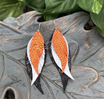 BLACK, WHITE AND ORANGE FEATHER LEATHER EARRINGS 