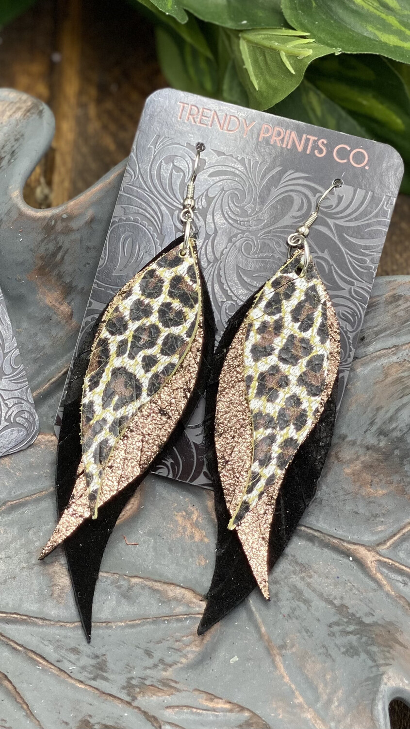 CHOCOLATE CHEETAH FEATHER LEATHER EARRINGS 