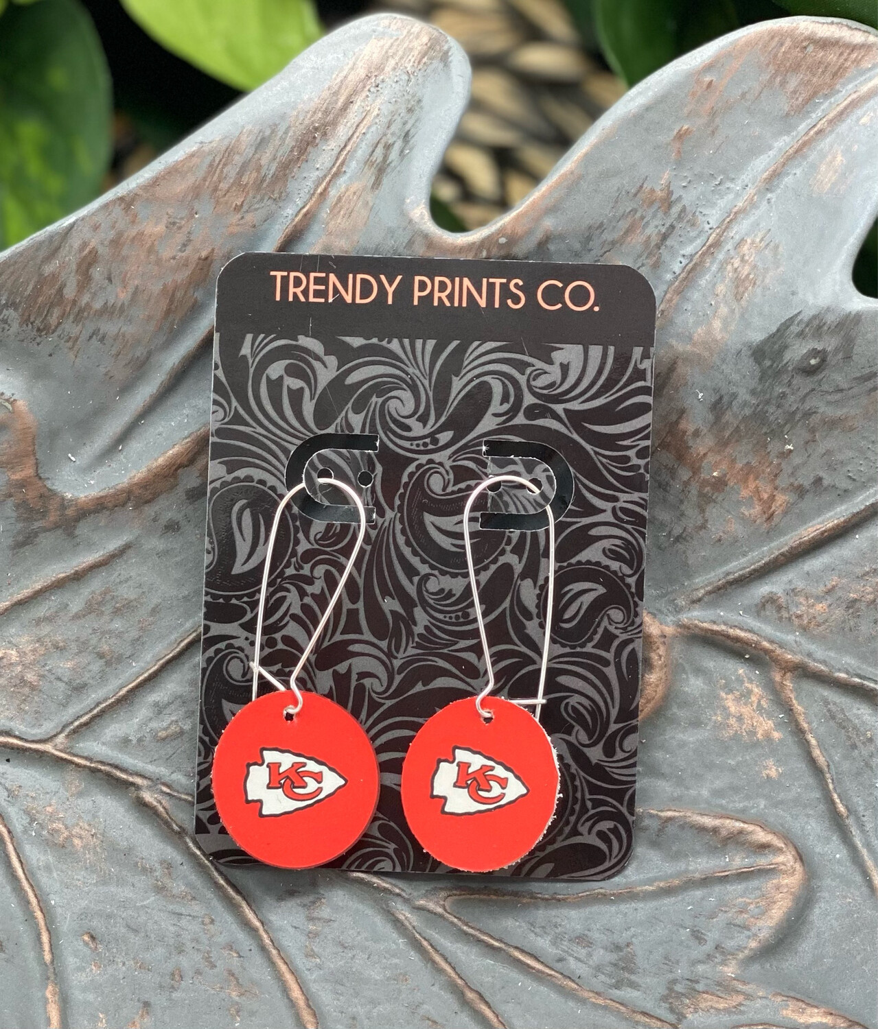 CHIEFS RED CIRCLE LEATHER EARRINGS 
