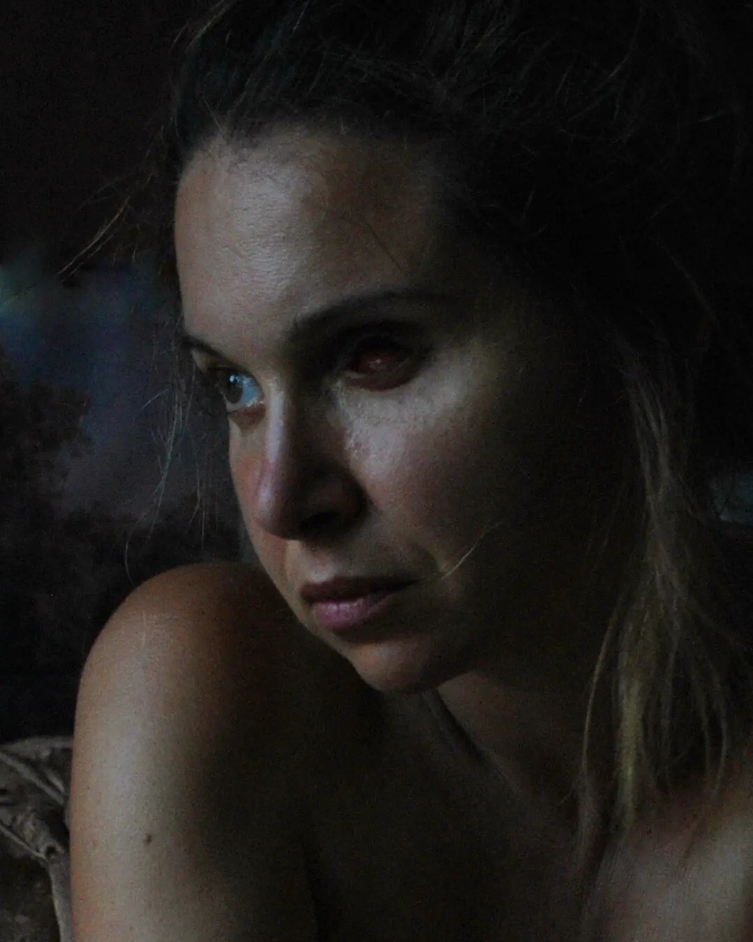 "Con nulla più di te stessa"​  # 1  Selfportrait ©Ilaria Facci
