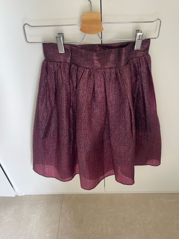 Jupe Golden goose taille 34 même forme que la noir